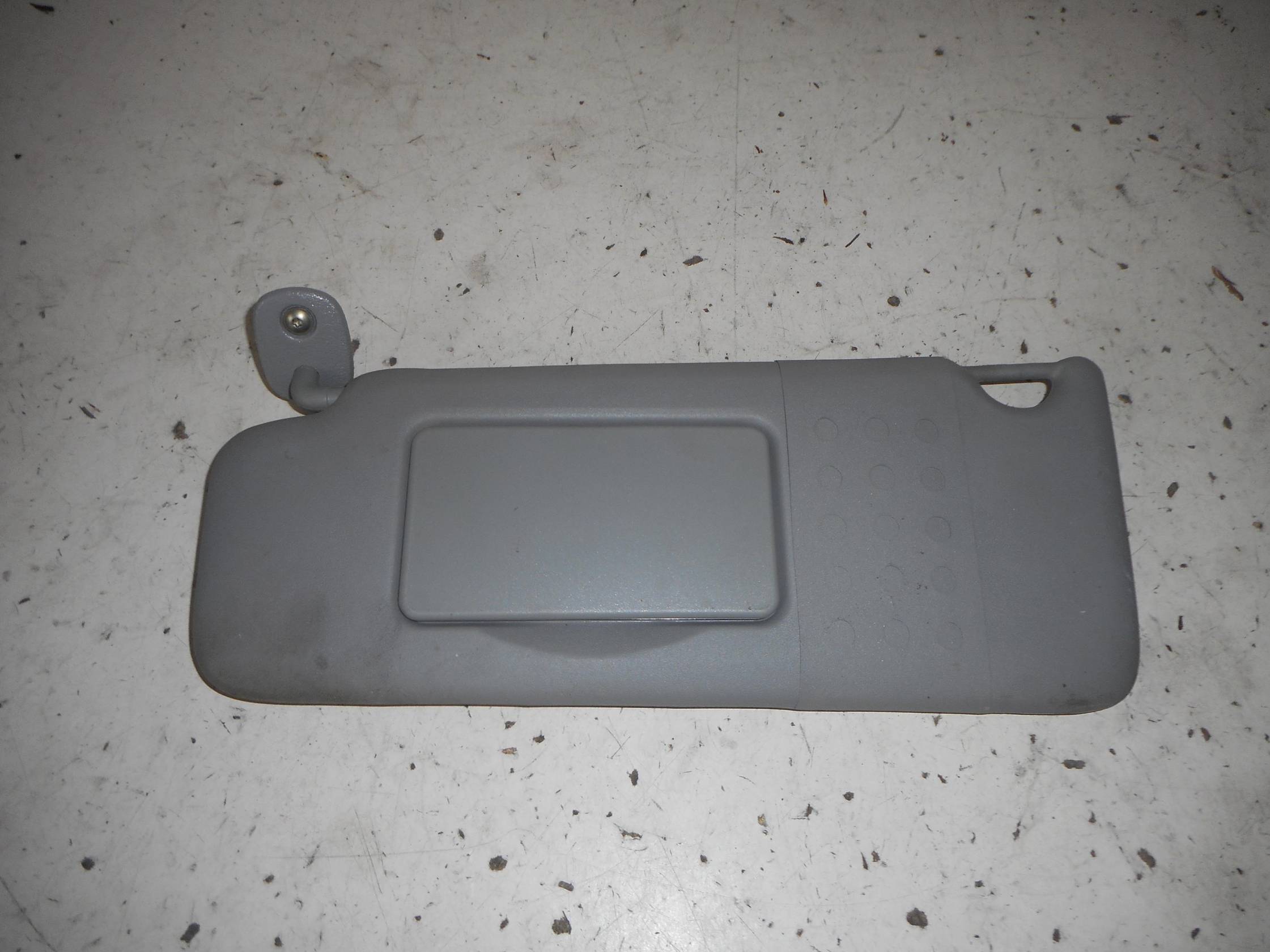 Aletta parasole parabrezza sx.